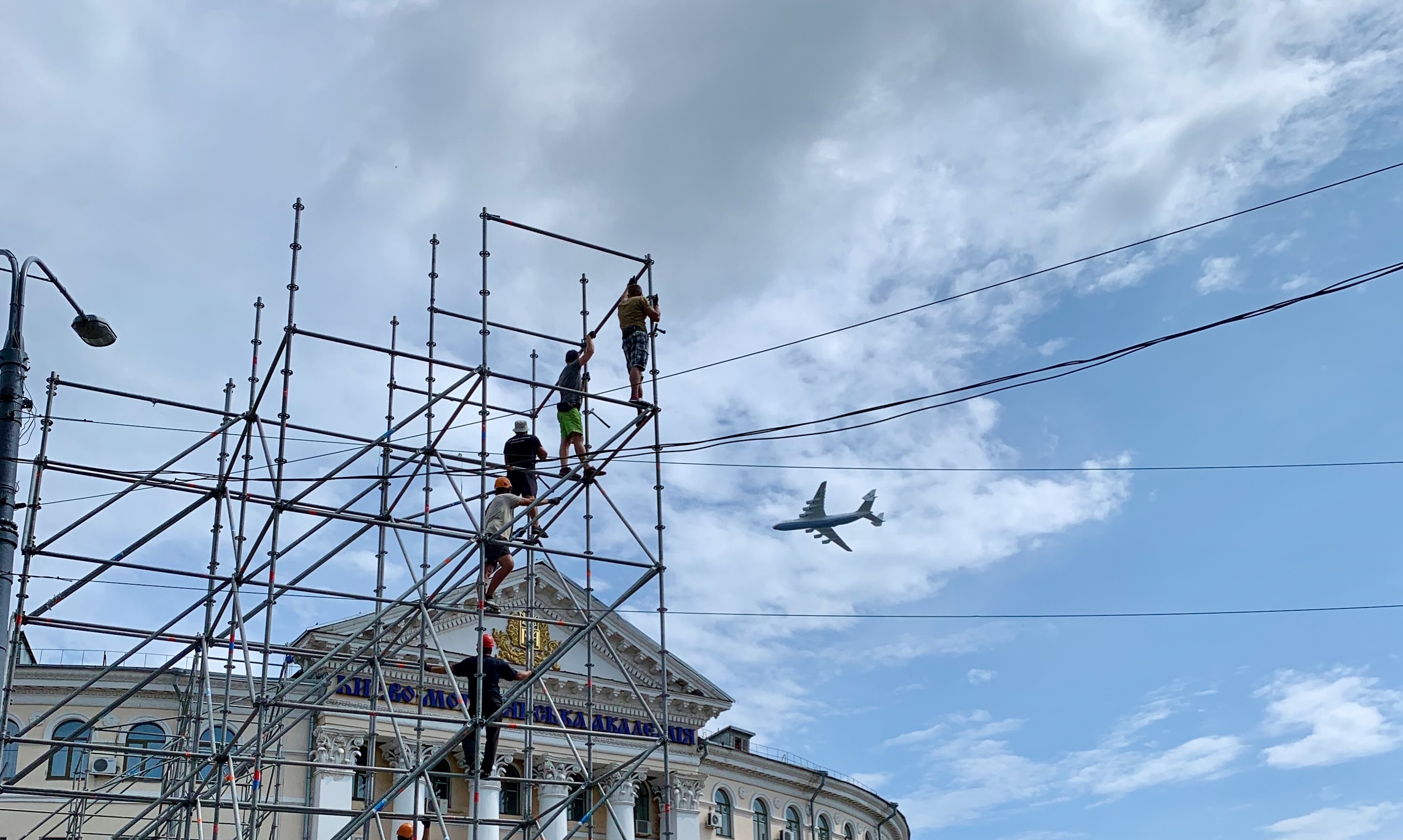 The Mriya, the largest airplane in the world, making a low pass over Kyiv